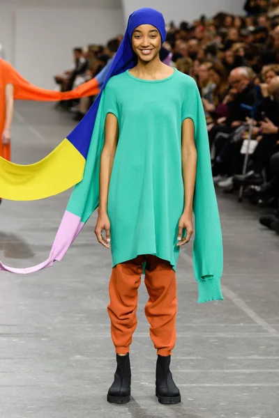 Look 66